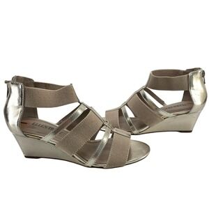 Ellen Tracy Darcie Wedge Sandals Gold Metallic Beige Strappy‎ Stretch Shoes 7 M